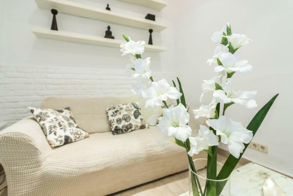 Appartement Stylish Loft At Chueca'S Heart à Madrid Extérieur photo